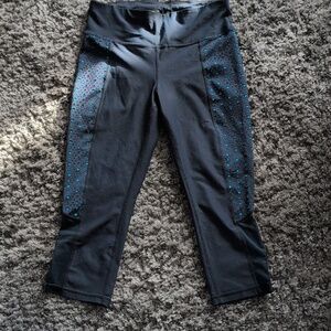 Xersion Capri Leggings